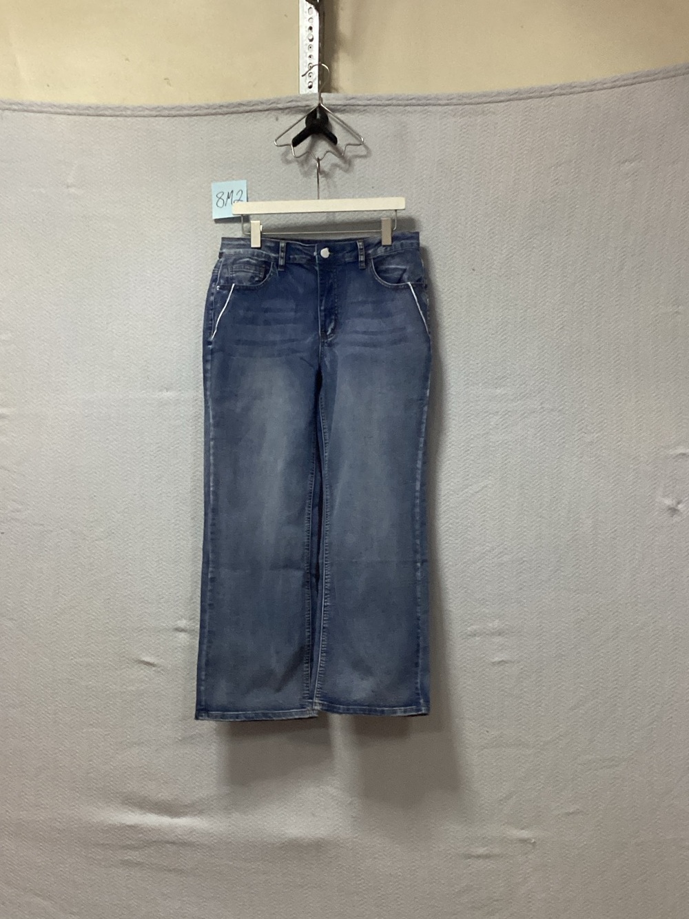 Women’s Wide-Leg Blue Jeans